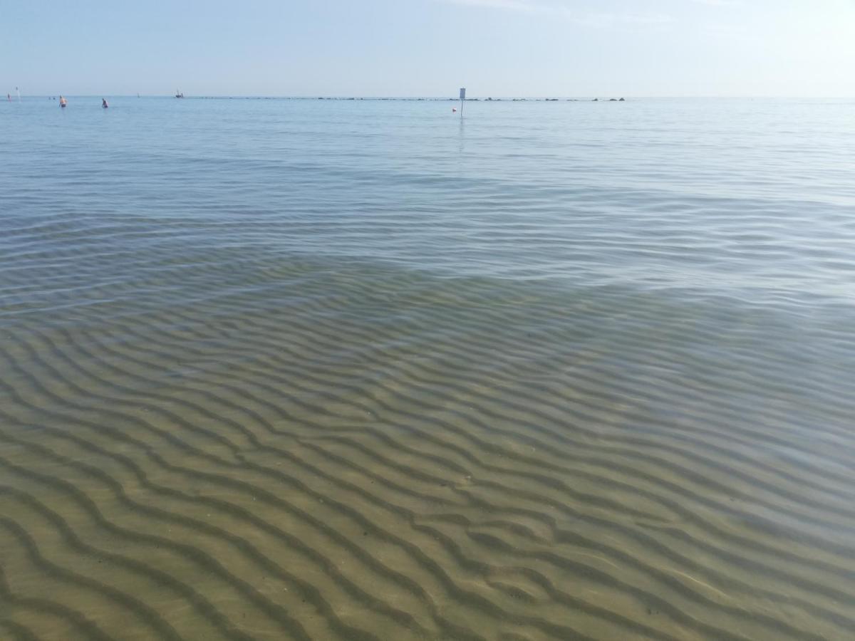 Attico Fronte Mare Lägenhet Martinsicuro Exteriör bild
