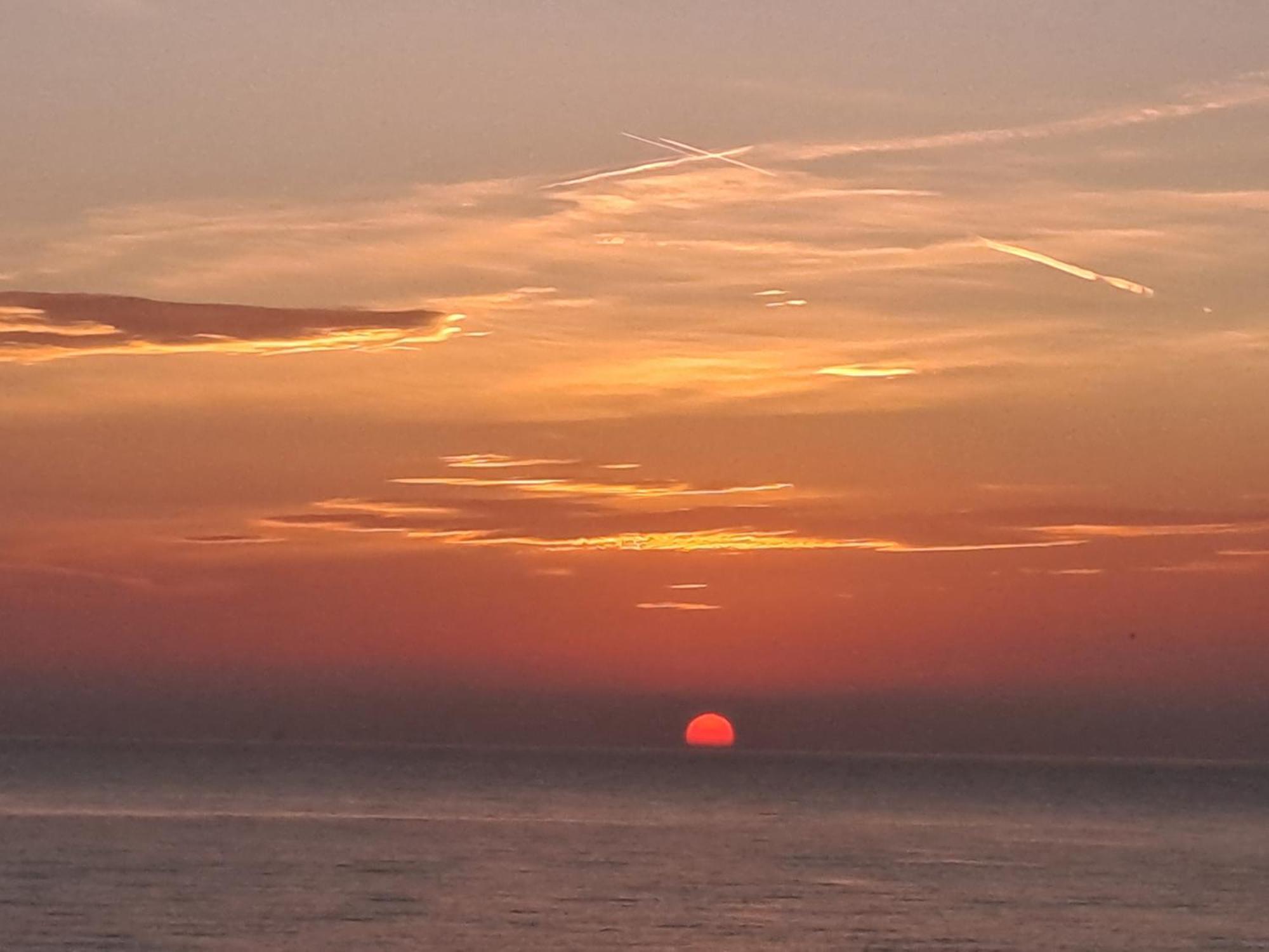 Attico Fronte Mare Lägenhet Martinsicuro Exteriör bild