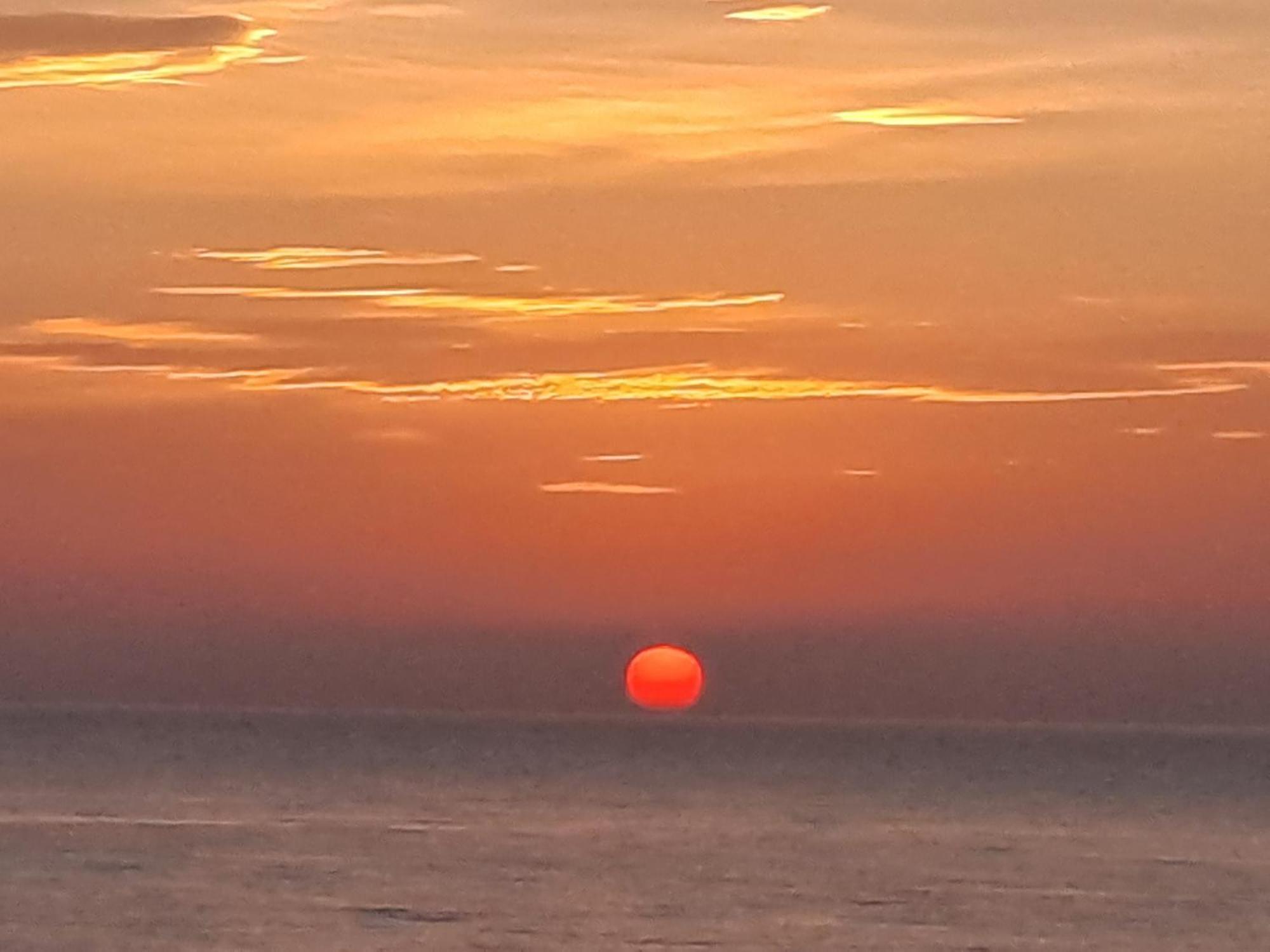 Attico Fronte Mare Lägenhet Martinsicuro Exteriör bild